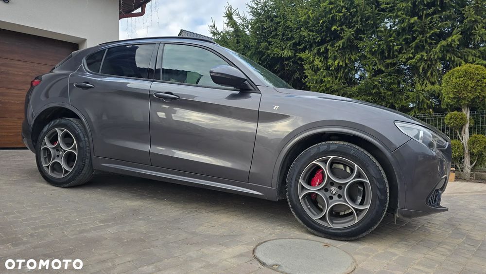 Alfa Romeo Stelvio 2.0 Turbo TI Q4 - 4
