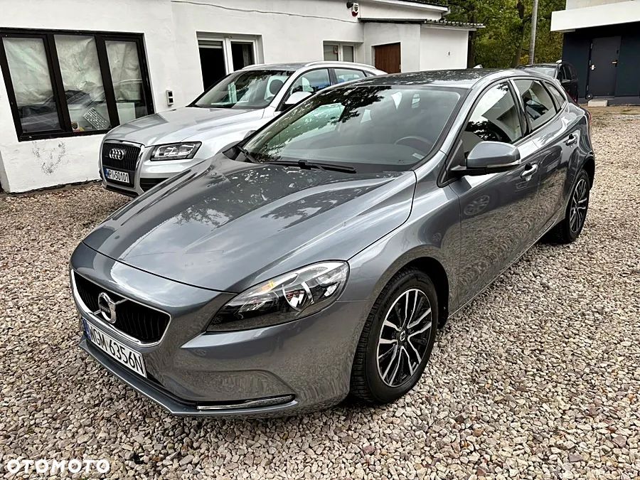 Volvo V40 D2 Drive-E Momentum - 2