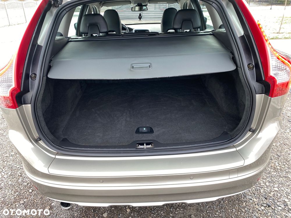 Volvo XC 60 D3 Kinetic - 18