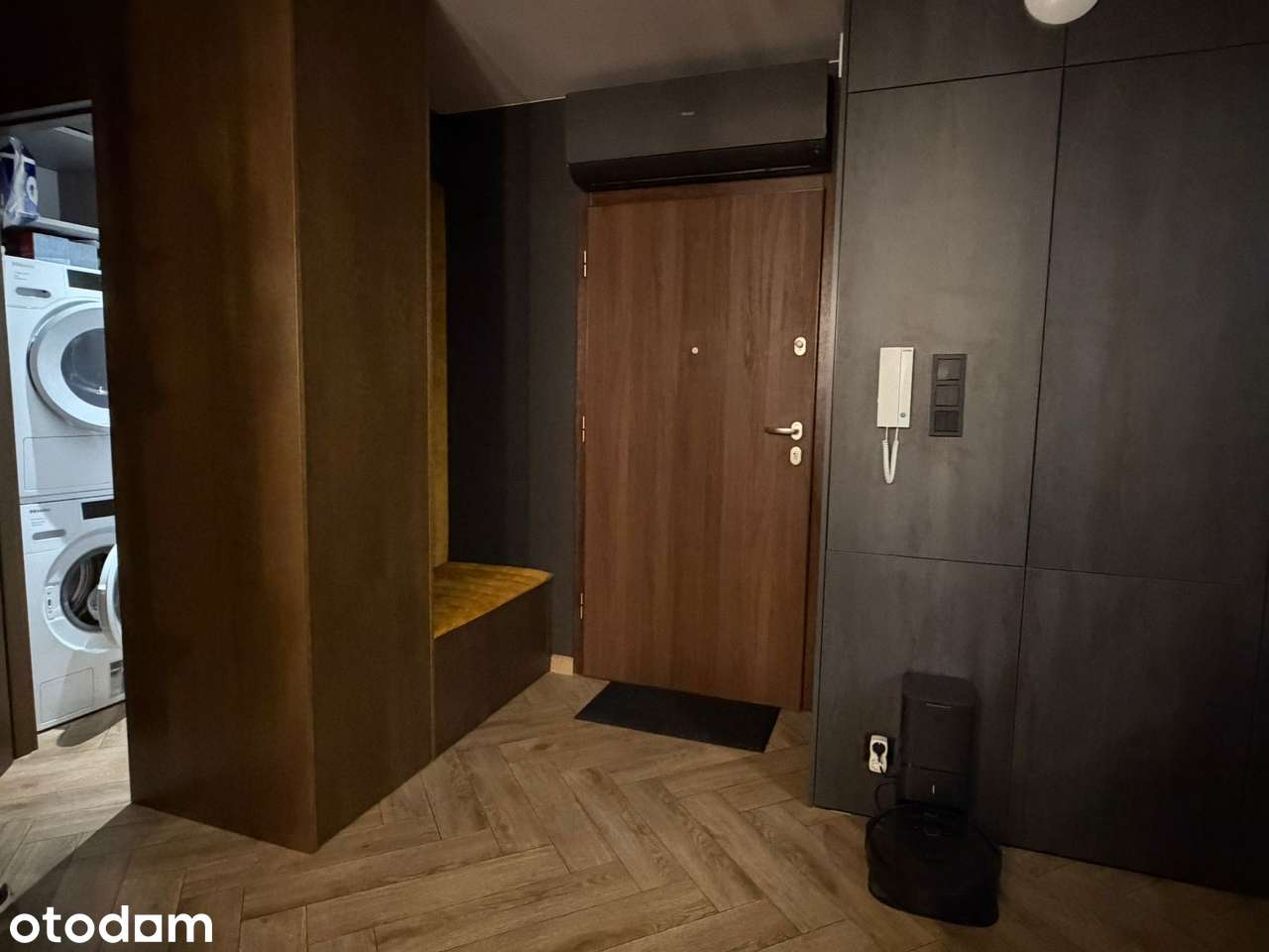 Mieszkanie 3-pokojowe z balkonem w Śródmieściu