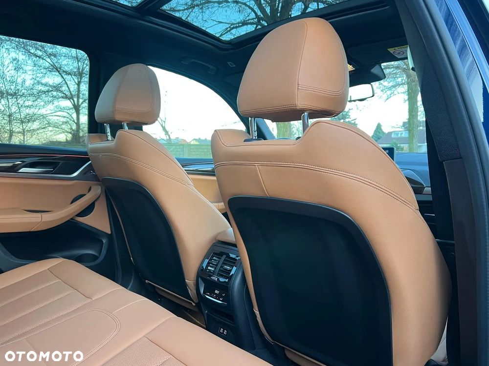 BMW X3 xDrive30i Advantage - 22