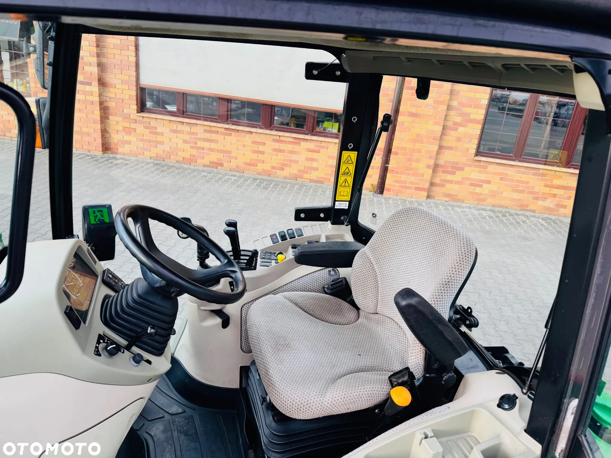 John Deere Seria R 4049R Dostępny od ręki w stanie idealnym - 33