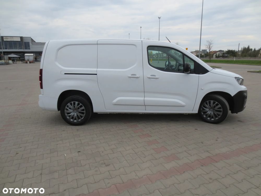 Peugeot PARTNER LONG ORYGINAŁ LAKIER i NISKI PRZEBIEG SALON PL. - 4