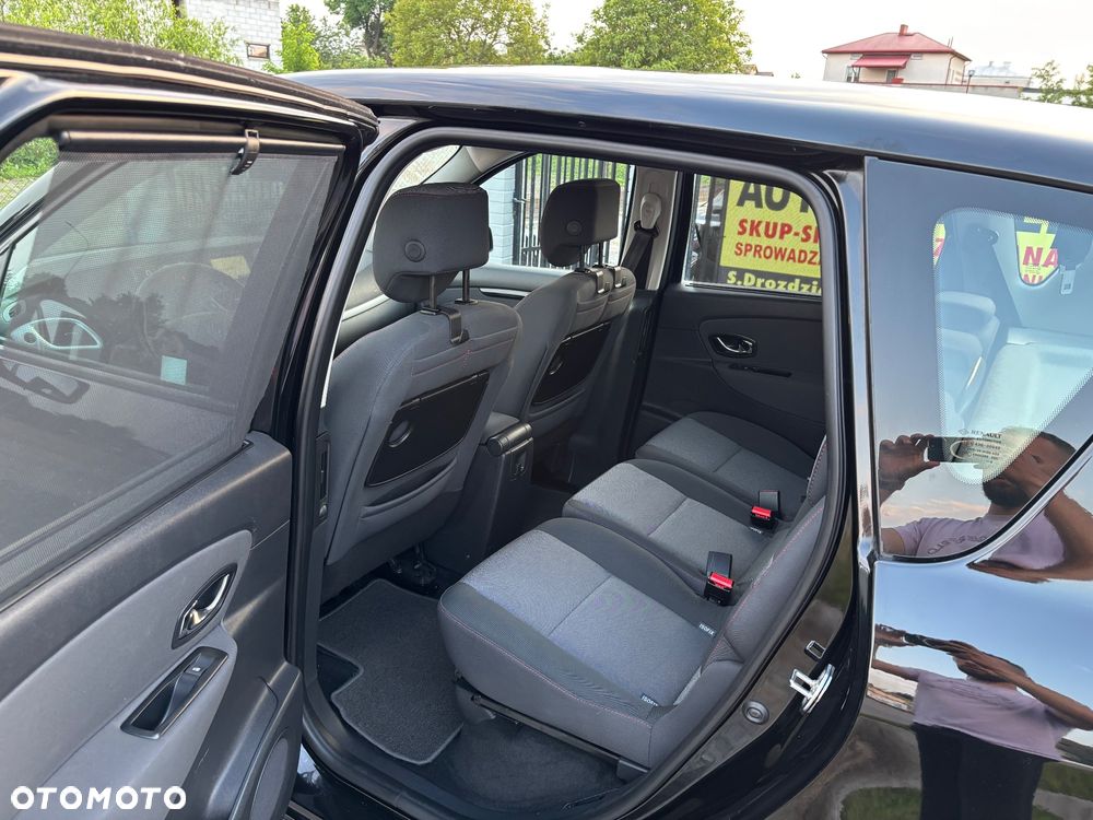 Renault Scenic - 10