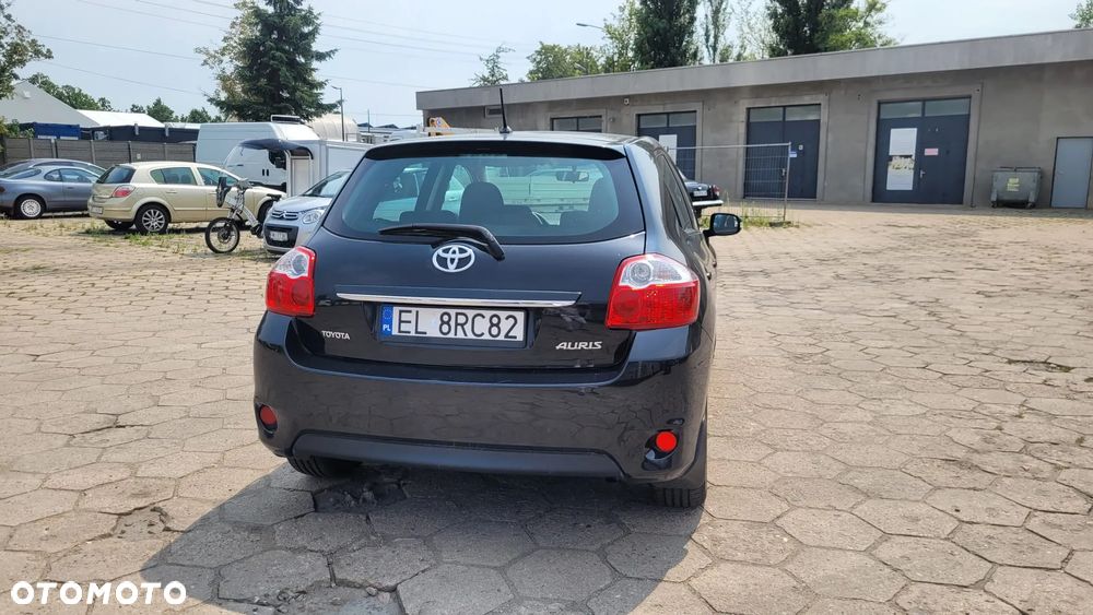 Toyota Auris 1.4 D-4D Premium MM - 5