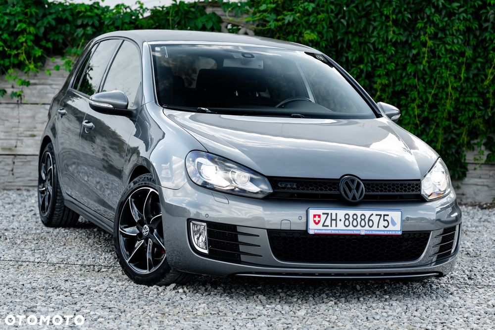 Volkswagen Golf 2.0 GTI DSG - 6