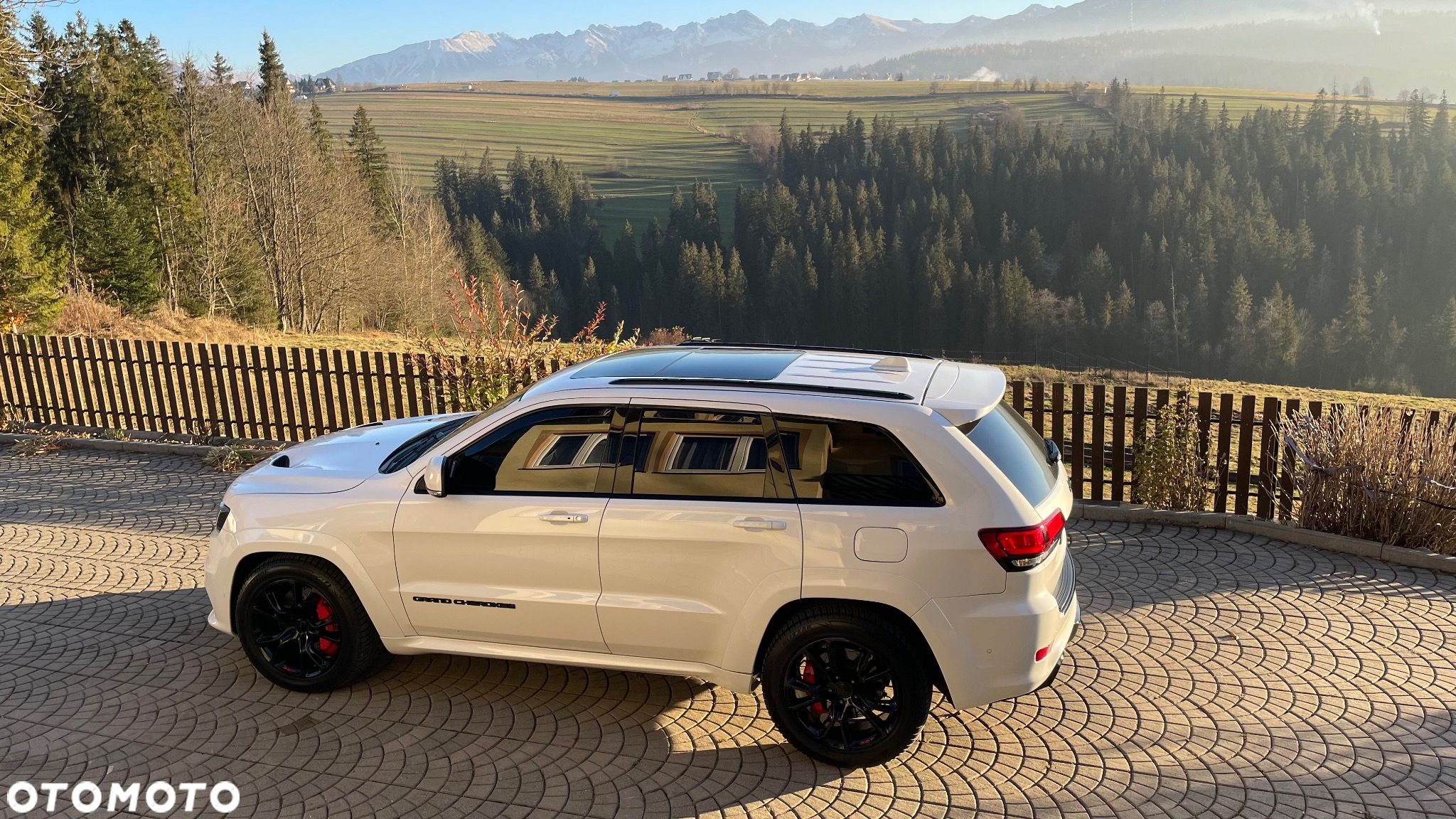 Jeep Grand Cherokee 6.4 V8 SRT8 - 12