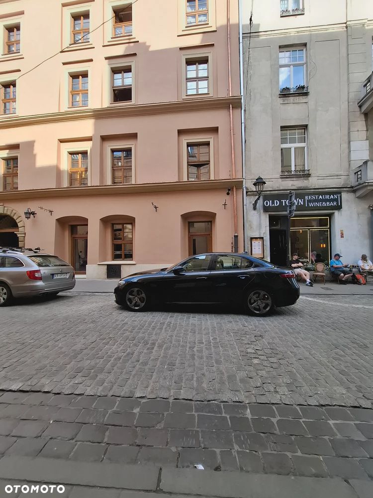 Alfa Romeo Giulia 2.0 Turbo Veloce Q4 - 9