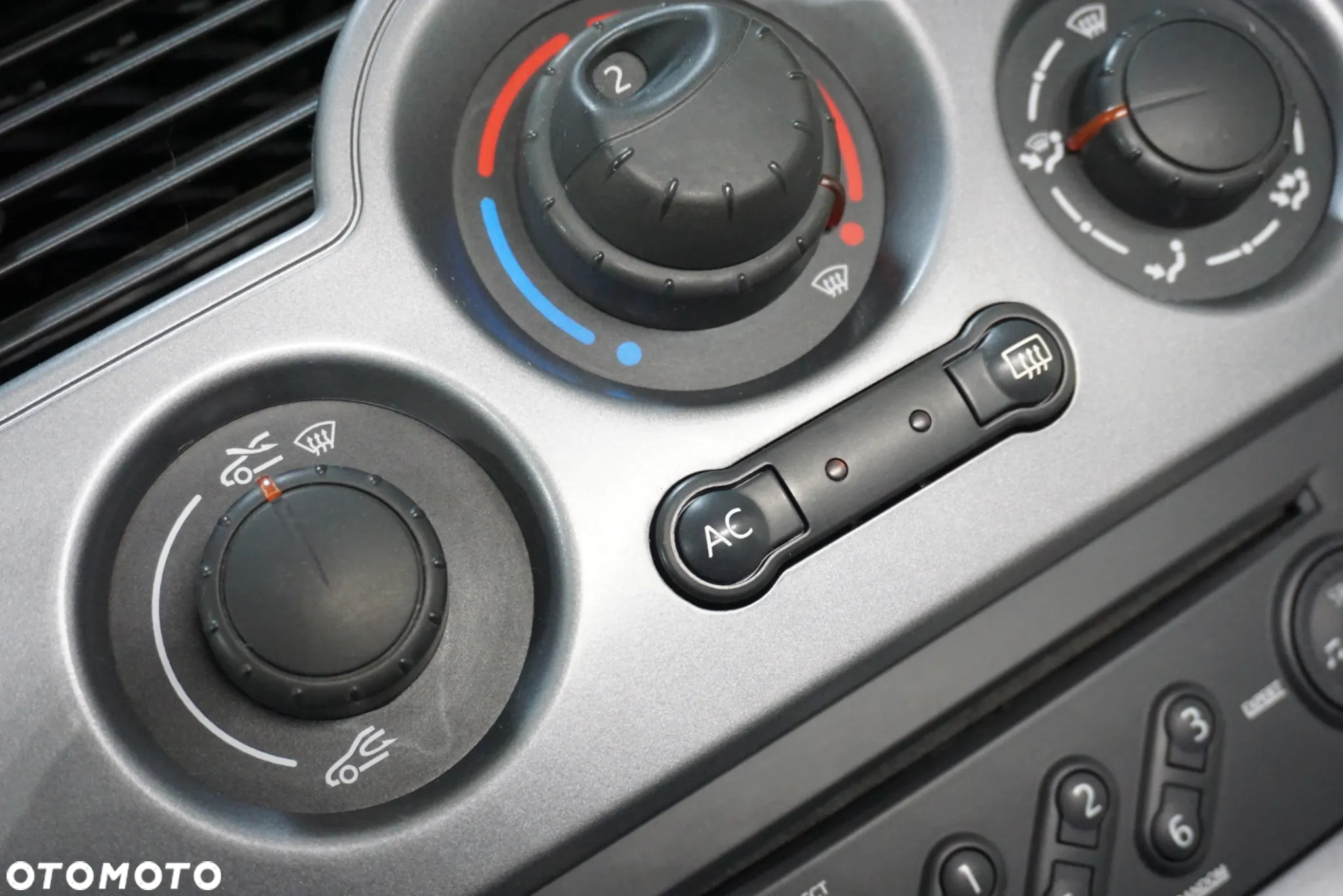 Renault Scenic - 31