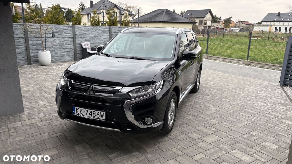 Mitsubishi Outlander 2.0 4WD - 2