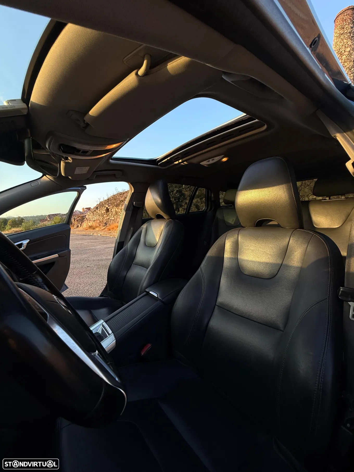 Volvo V60 2.4 D6 Summum AWD Phev - 12