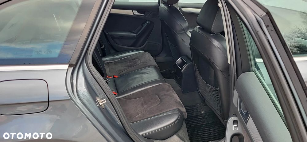 Audi A4 Avant 2.0 TDI DPF quattro S line Sportpaket - 18