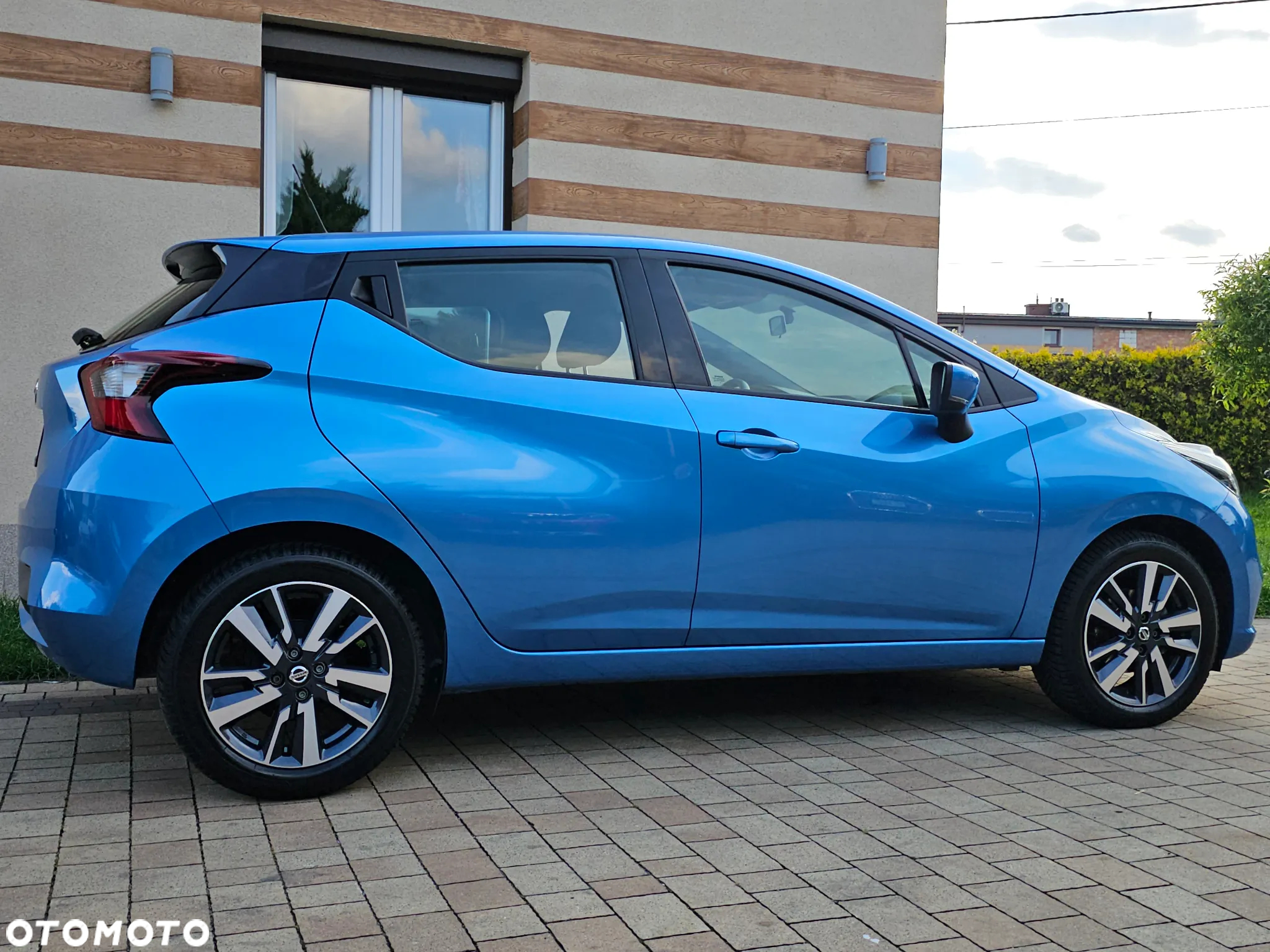 Nissan Micra 1.0 Visia Plus - 8