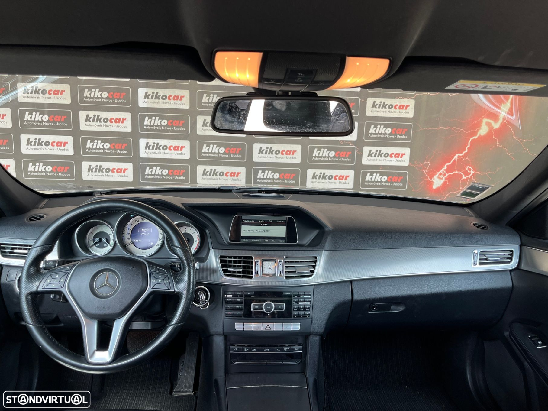 Mercedes-Benz E 300 Bluetec Hybrid Avantgarde - 35