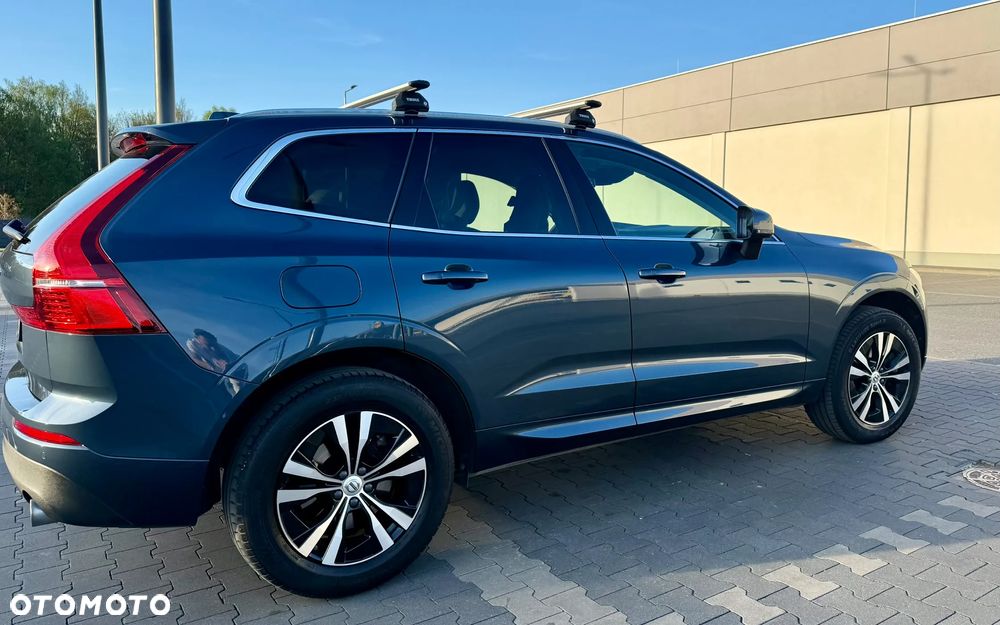 Volvo XC 60 B5 B AWD Momentum Pro - 9