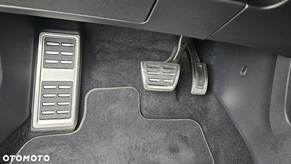 Volkswagen T-Roc 1.5 TSI GPF ACT Premium DSG - 15