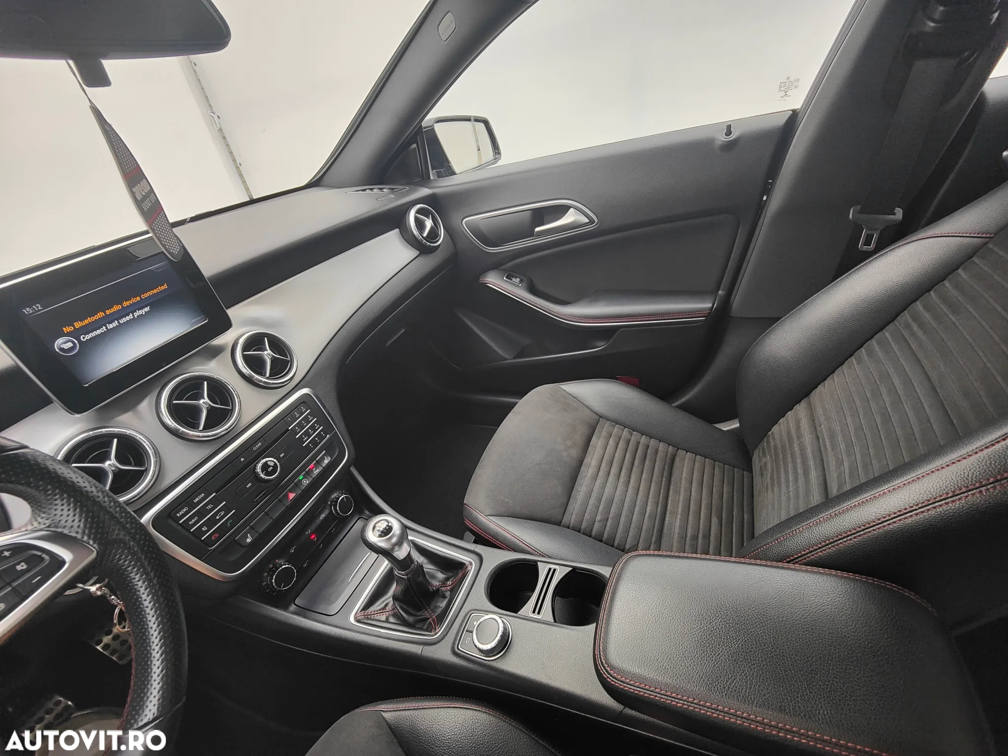 Mercedes-Benz CLA 200 AMG Line - 17
