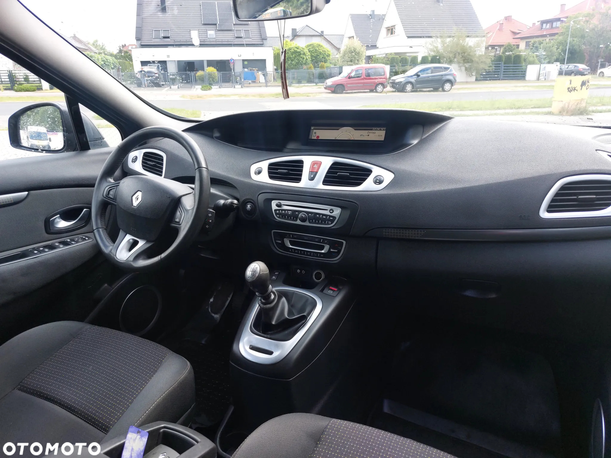Renault Grand Scenic 1.9 dCi FAP Privilege - 11