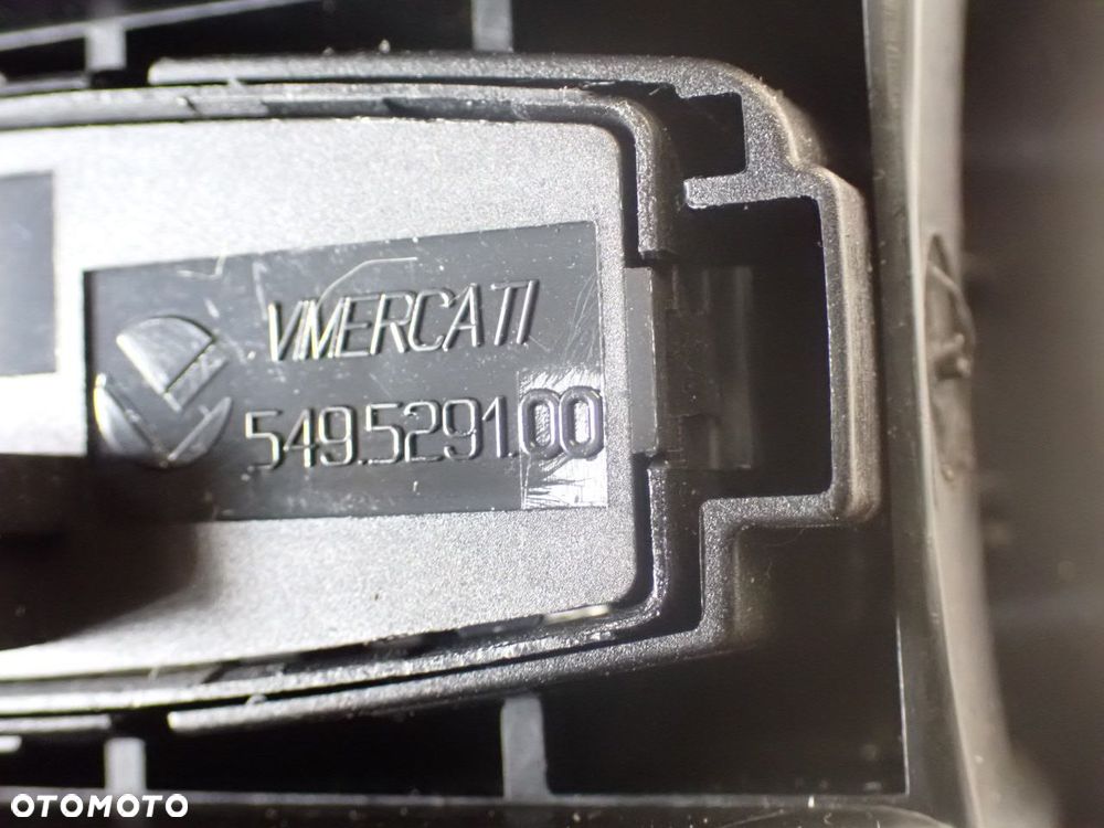 KRATKA NAWIEWU ŚRODKOWA BMW E87 - 10