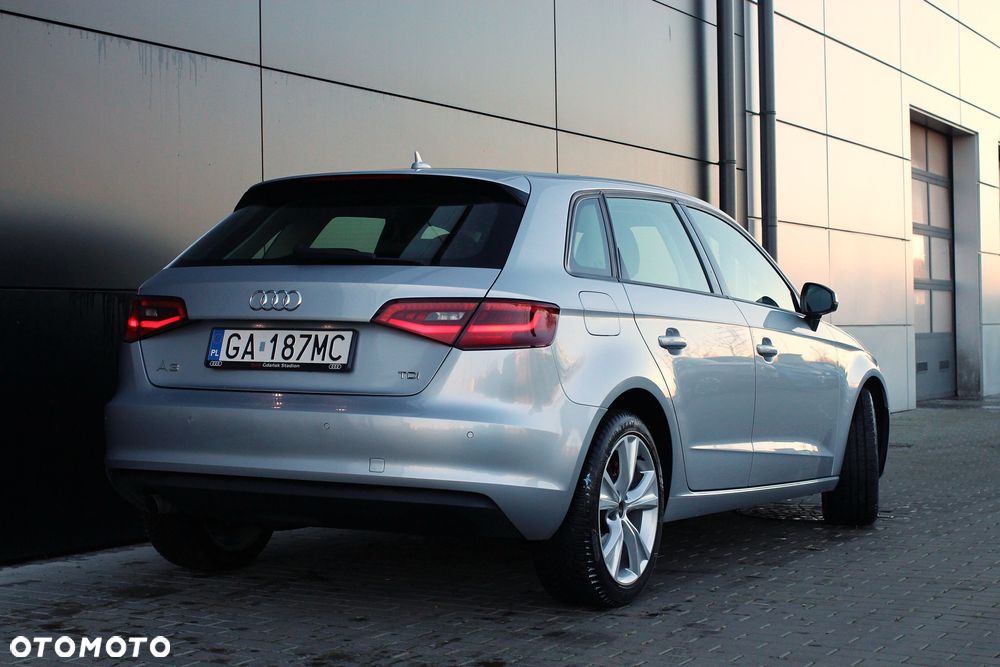 Audi A3 Sportback 1.6 TDI - 10