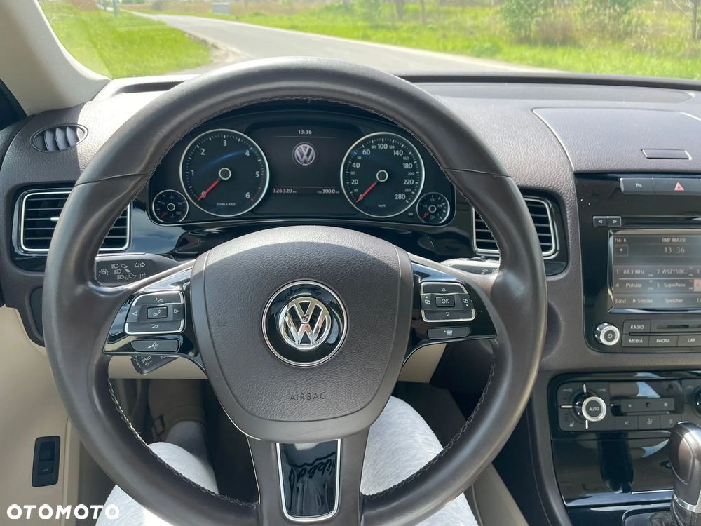 Volkswagen Touareg 3.0 V6 TDI 4XMot BMT - 16