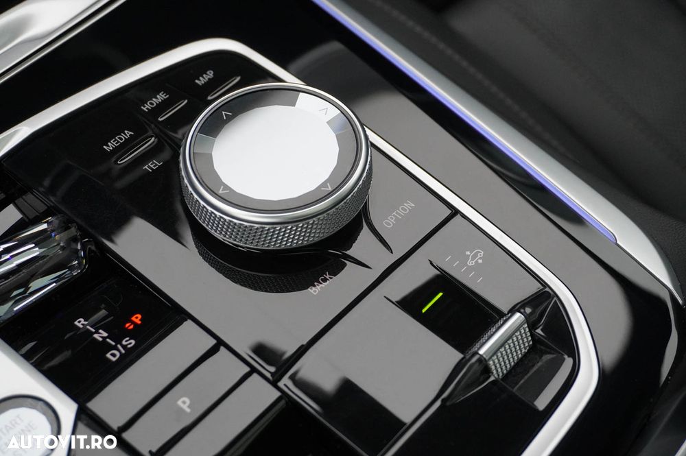 BMW X5 M M60i xDrive AT MHEV - 34