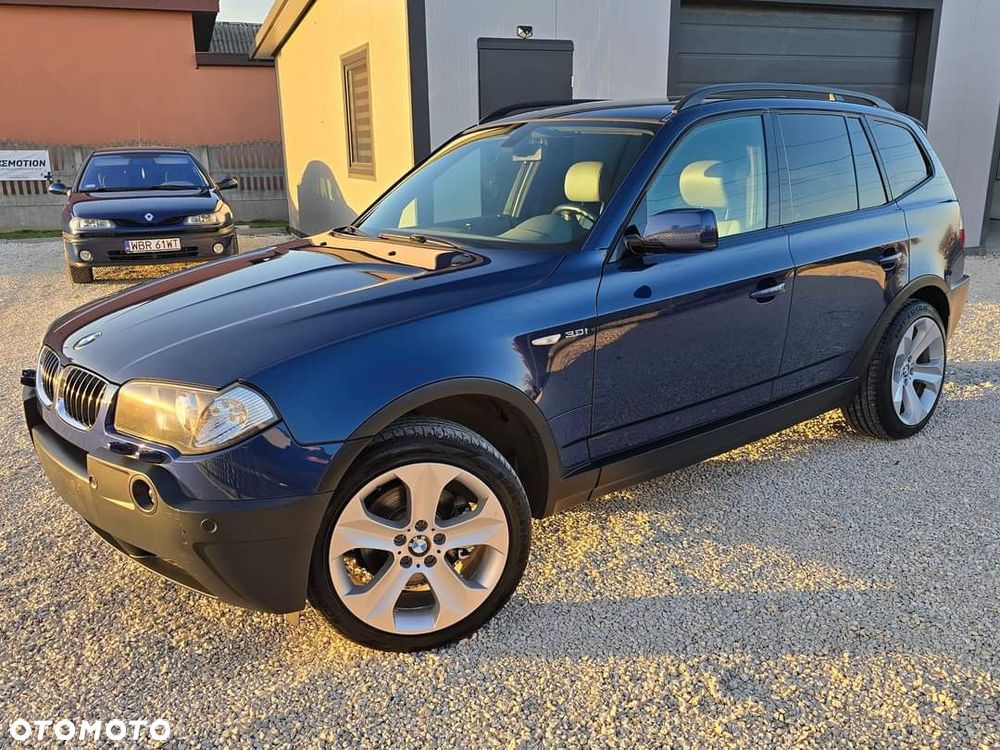 BMW X3 3.0i - 12