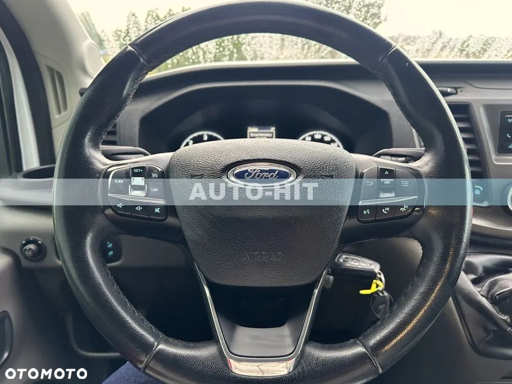 Ford Transit - 26