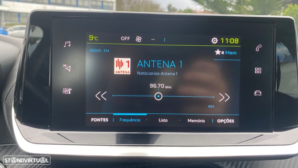 Peugeot e-2008 50 kWh Active Pack - 38