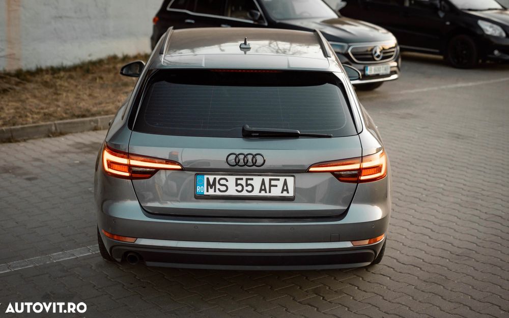 Audi A4 Limuzina 2.0 TDI DPF multitronic Attraction - 5