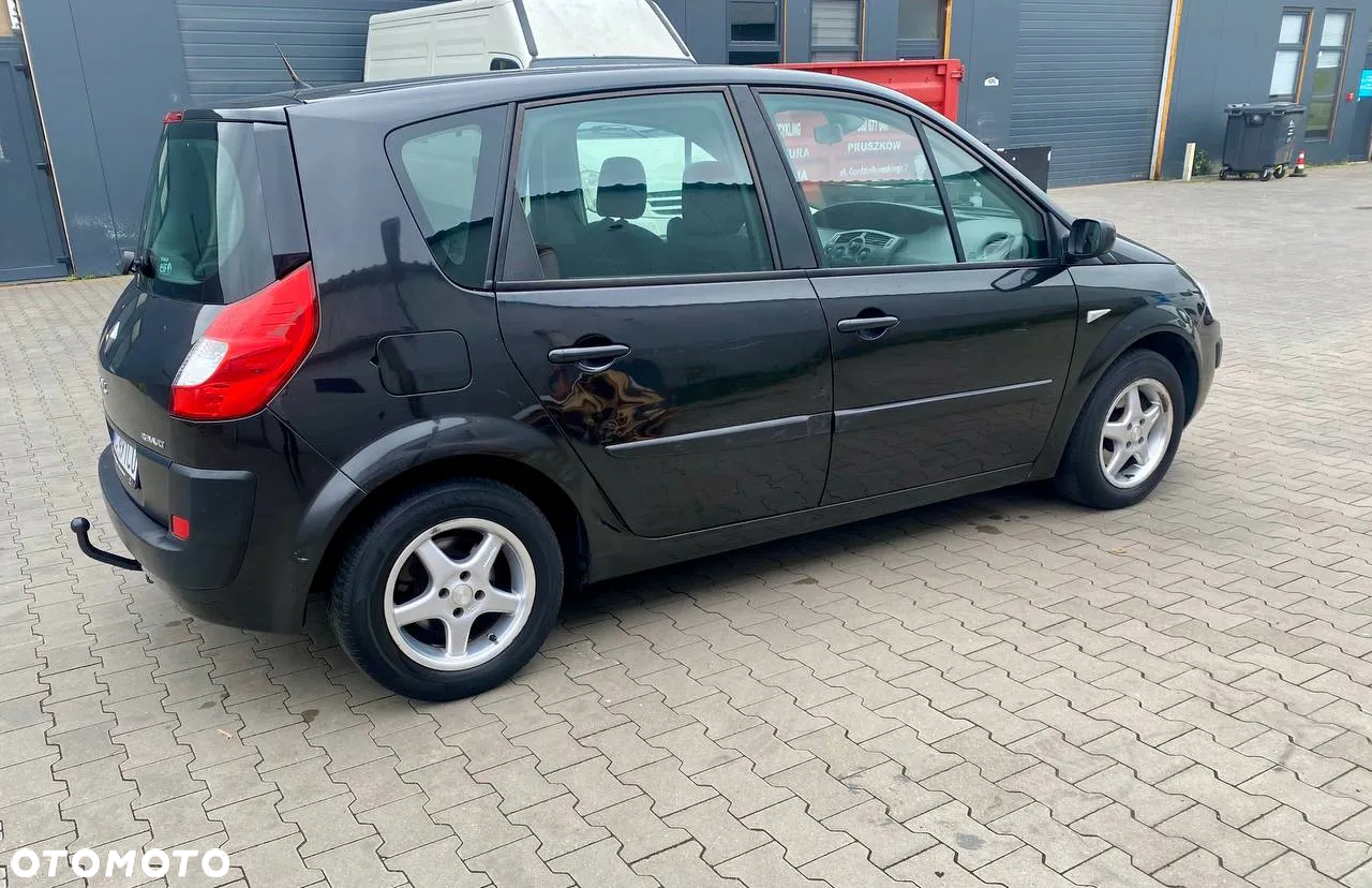 Renault Scenic 1.6 16V 110 Authentique - 3