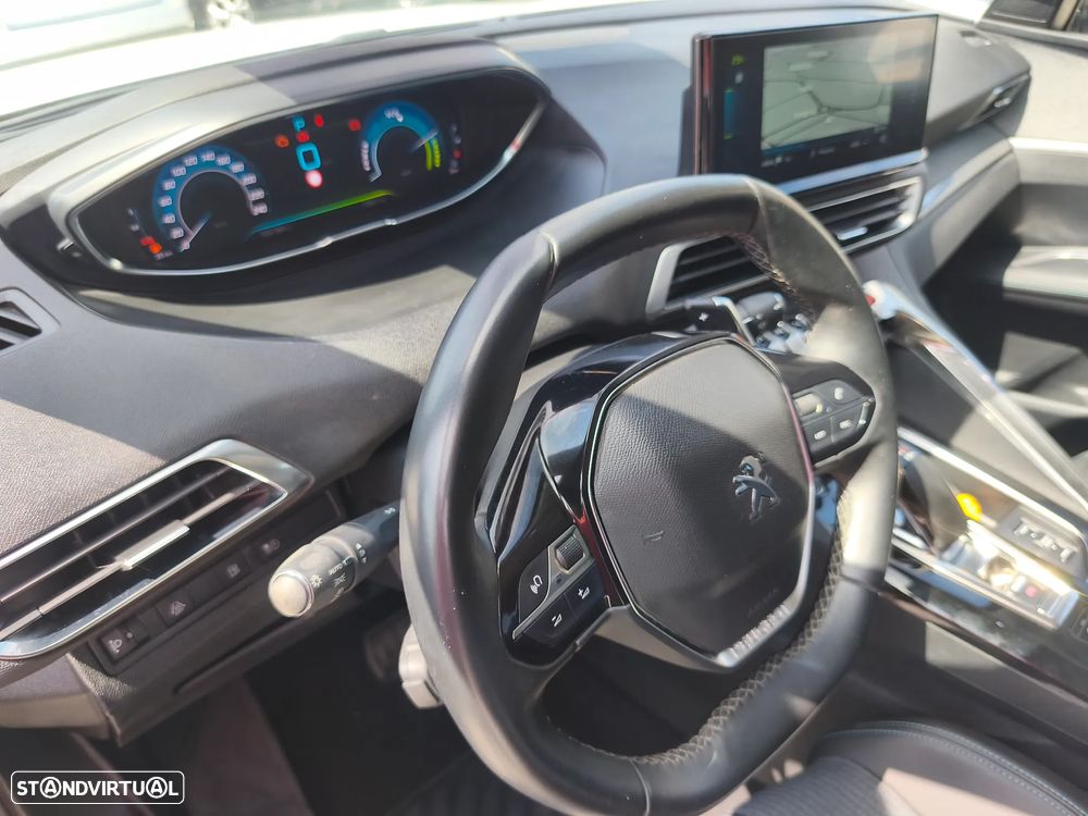 Peugeot 3008 1.6 Hybrid4 Allure Pack e-EAT8 - 8