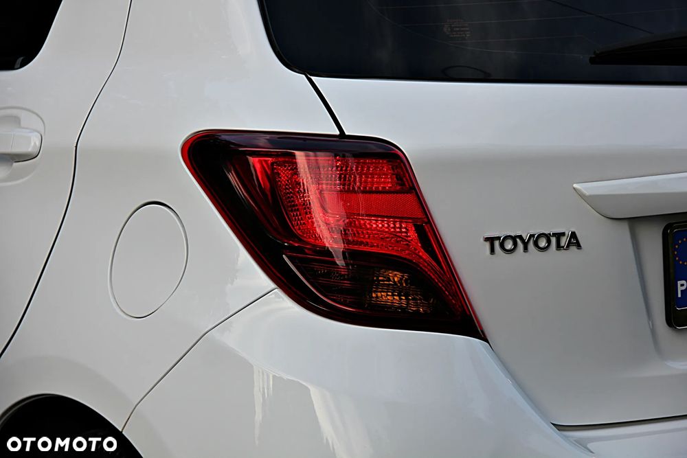 Toyota Yaris 1.0 Sol - 24