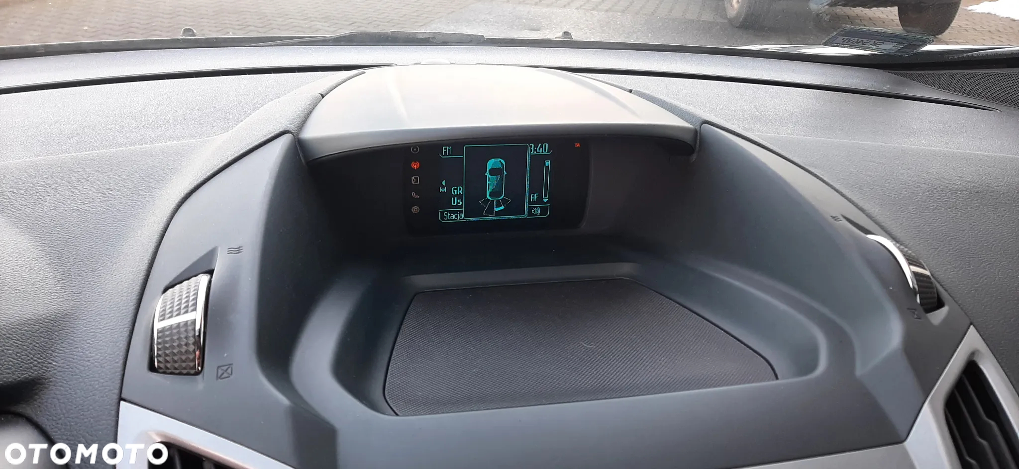 Ford Grand C-MAX - 27