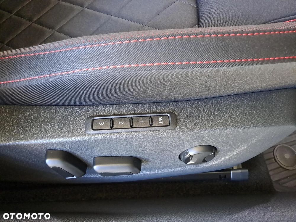 Skoda Octavia - 24