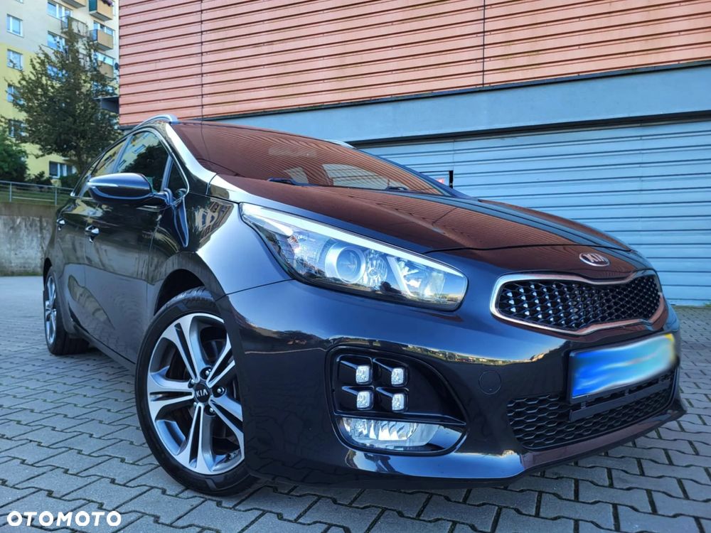 Kia Ceed 1.6 CRDi 136 ISG SW GT Line - 2