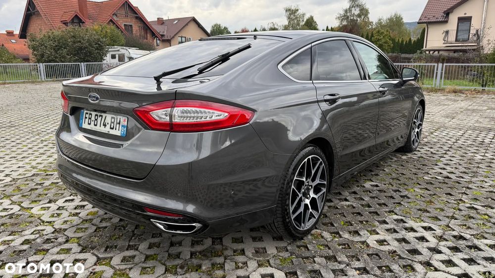 Ford Mondeo 2.0 TDCi Titanium PowerShift - 4