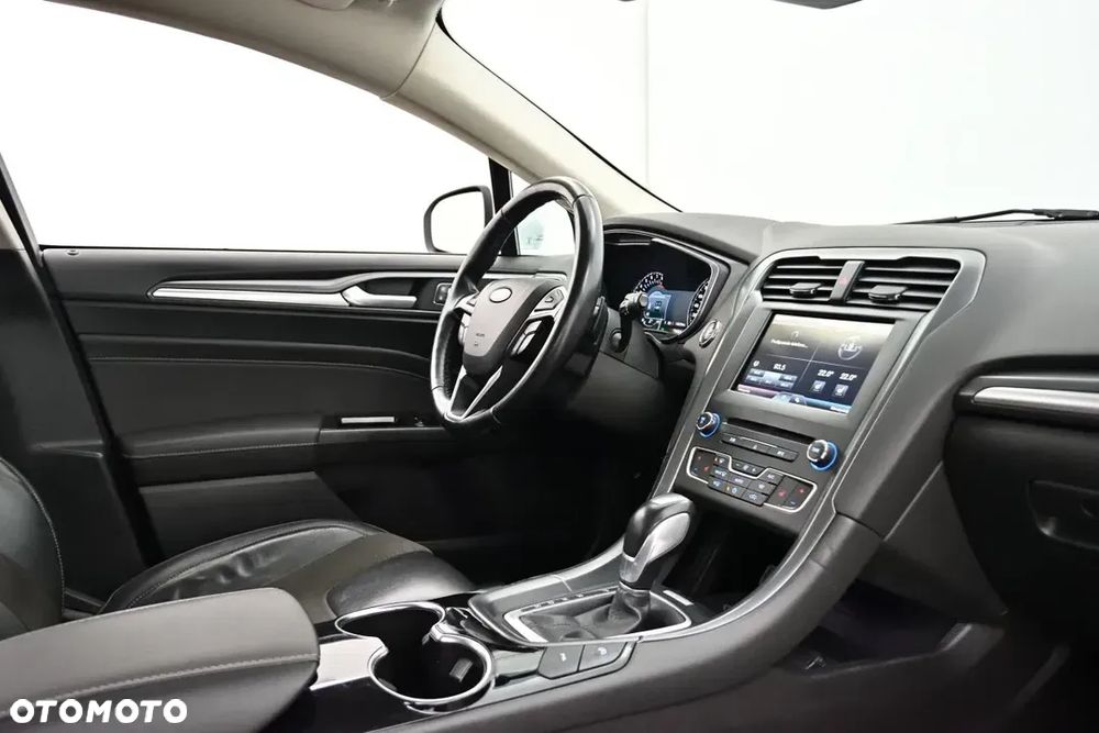 Ford Mondeo - 14