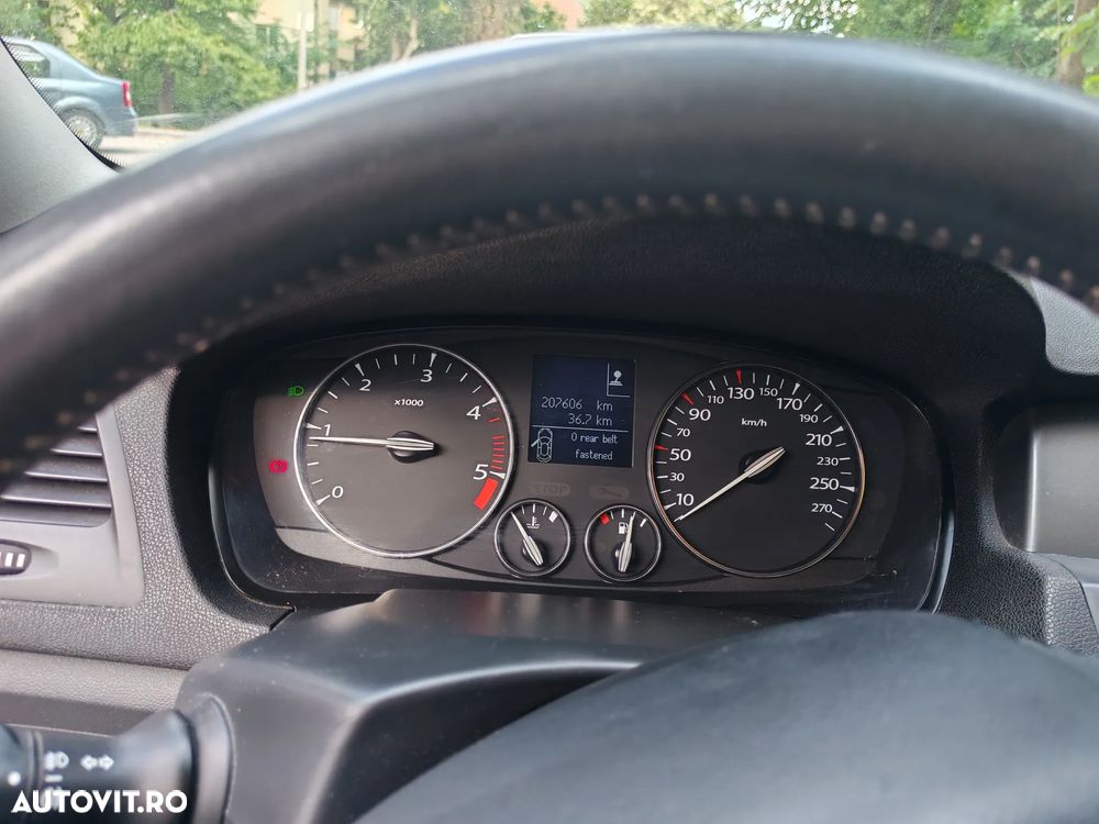 Renault Laguna - 1
