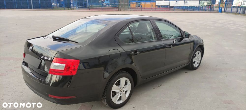 Skoda Octavia 2.0 TDI Style DSG - 4
