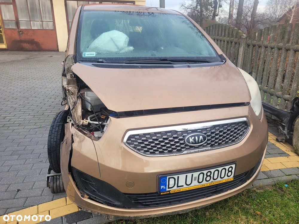 Kia Venga 1.4 L - 13