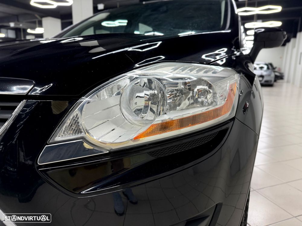 Ford Kuga 2.0 TDCi Titanium - 10