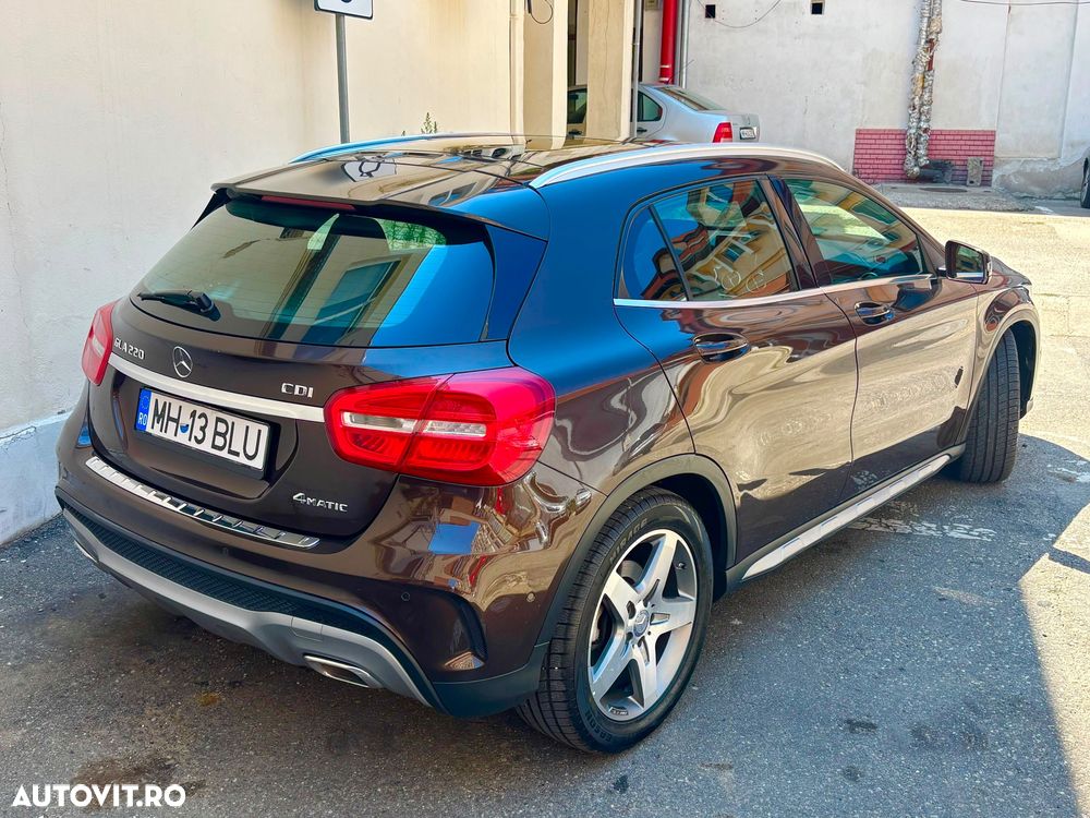 Mercedes-Benz GLA - 4