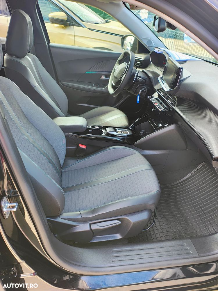 Peugeot 2008 1.5 BlueHDI 130 S&S EAT8 Allure - 7