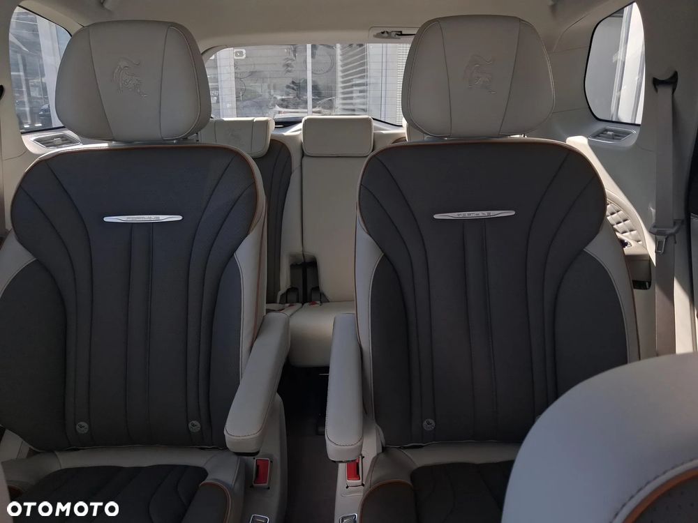 Forthing U Tour - 16