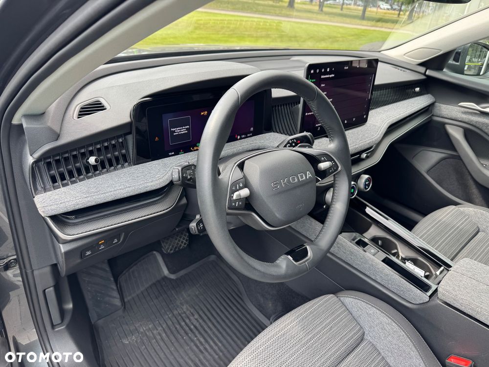 Skoda Superb 1.5 TSI mHEV Edition 130 DSG - 15