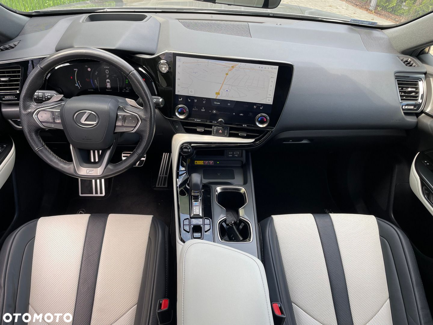 Lexus NX - 11