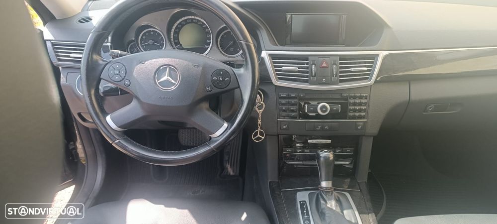 Mercedes-Benz E 250 CDI Elegance BlueEfficiency Auto. - 8