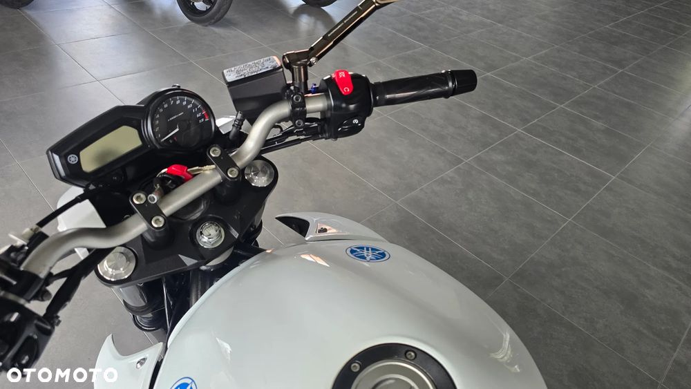 Yamaha XJ - 20