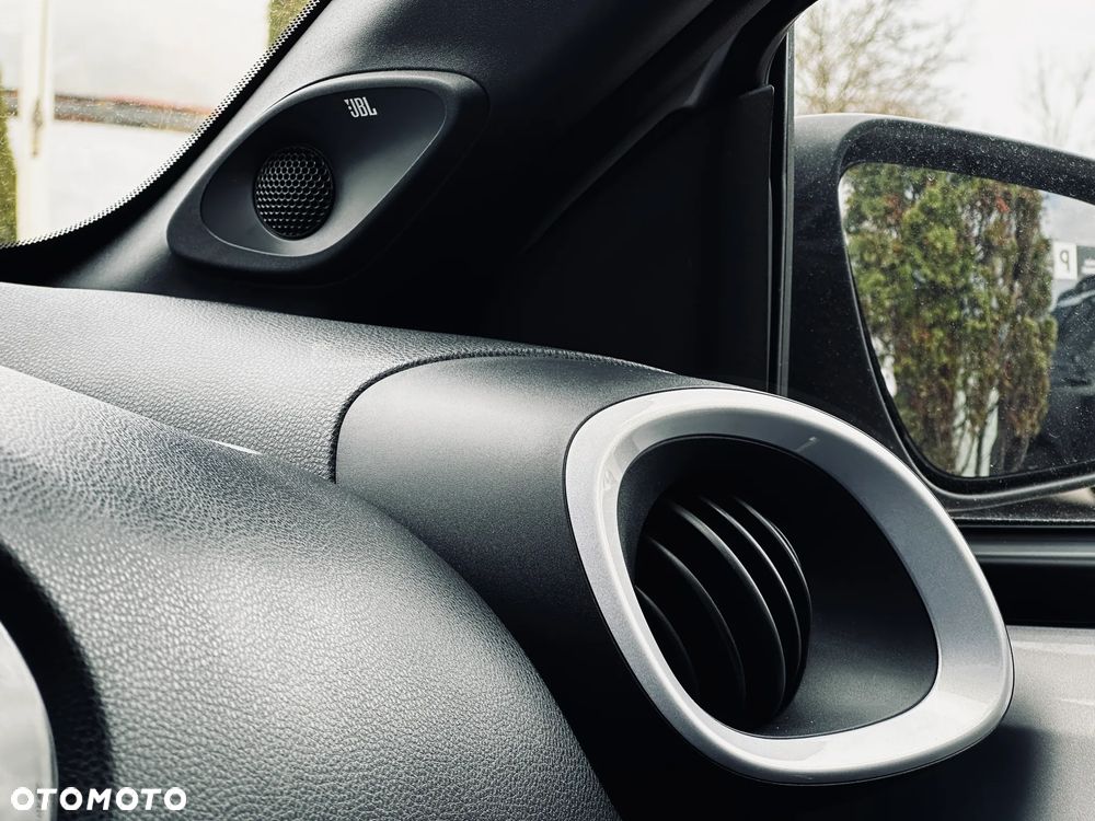 Toyota Aygo X 1.0 VVT-i JBL CVT - 16